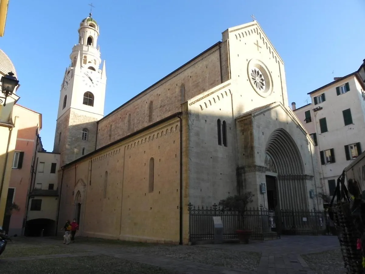 Centralissimo Trilocale su due piani - Flavio House Sanremo Appartamento